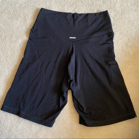 Aerie Crossover Bike Shorts - Picture 4 of 4